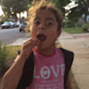 Meet your Posher, Mia